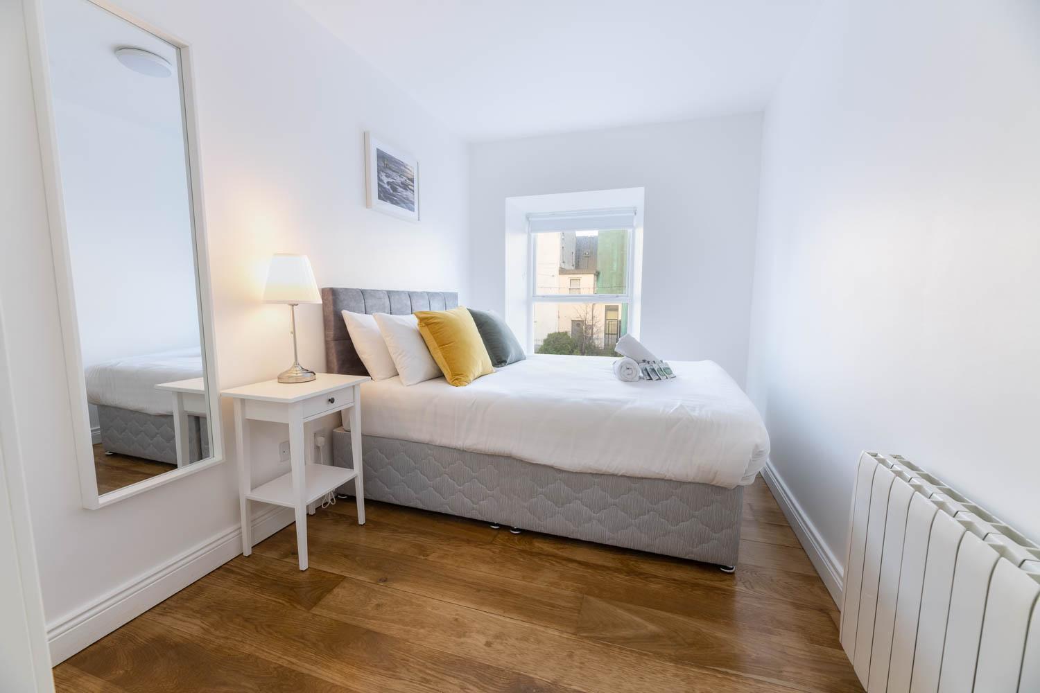 גלוואיי Modern Canal View Home, In City Centre, Sleeps 8 מראה חיצוני תמונה