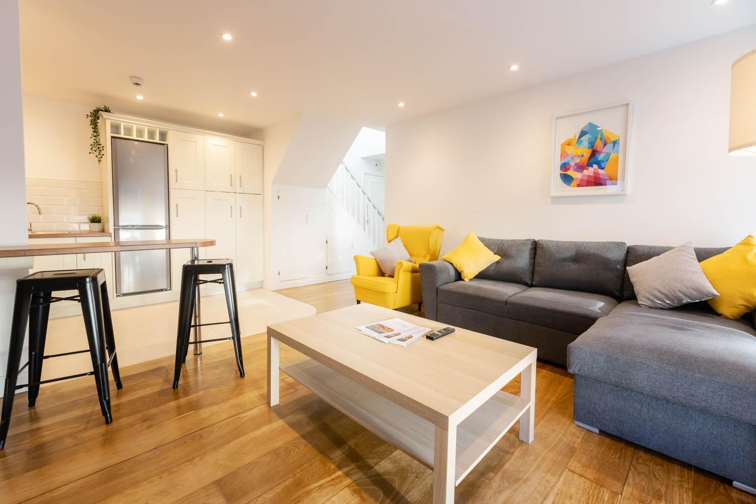 גלוואיי Modern Canal View Home, In City Centre, Sleeps 8 מראה חיצוני תמונה